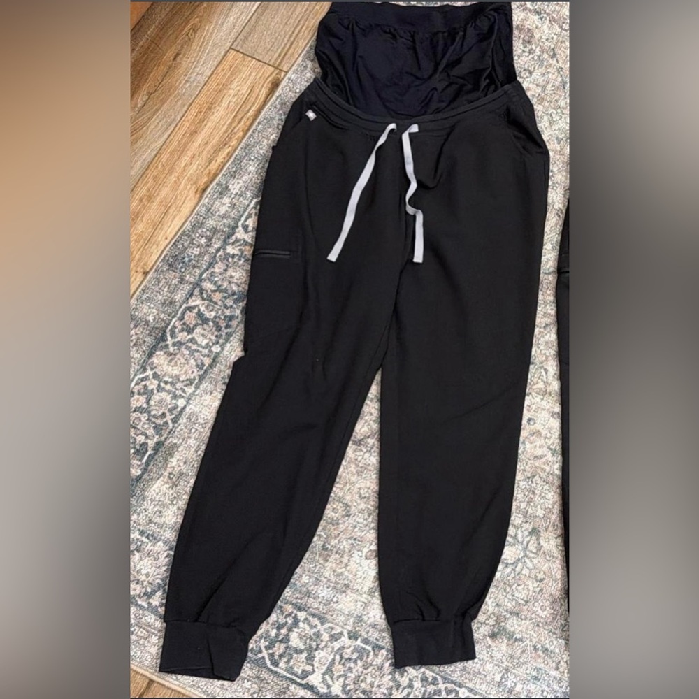 Figs Black Drawstring Jogger Pants